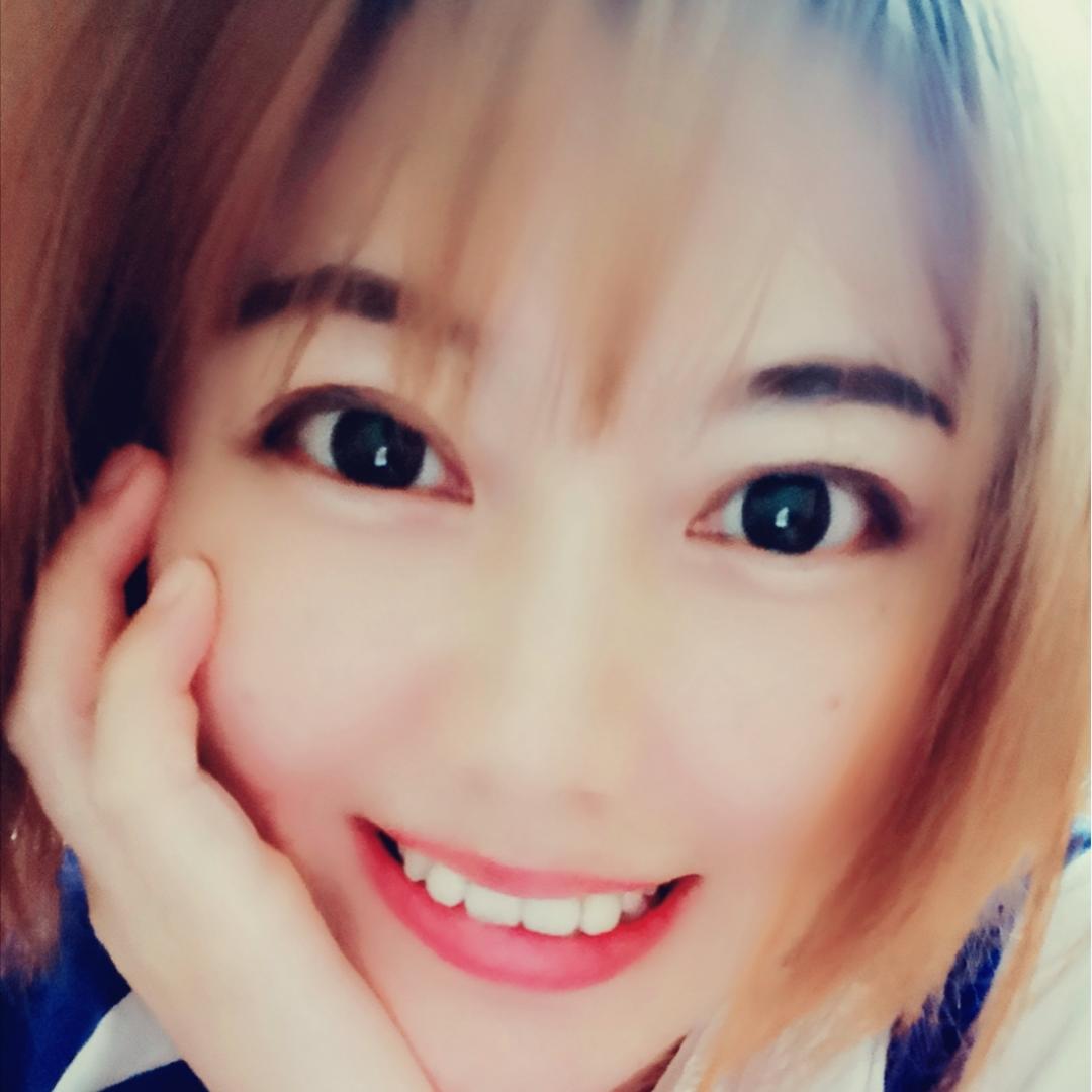 爱吃大桃子的小桃子