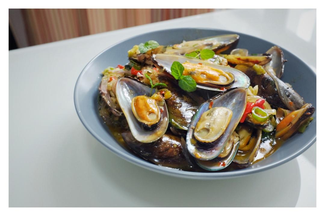 泰式辣炒海虹 mussels
