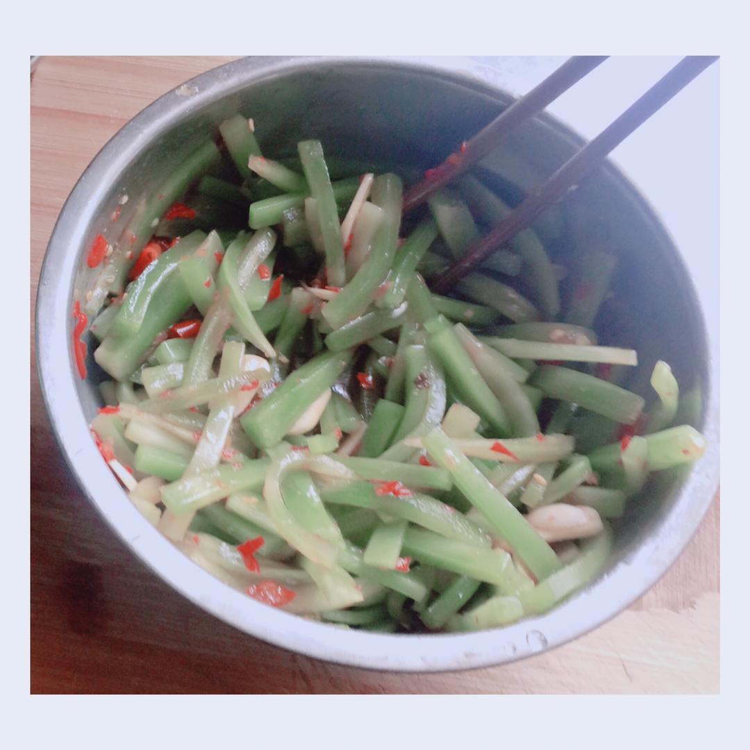 脆爽莴苣条