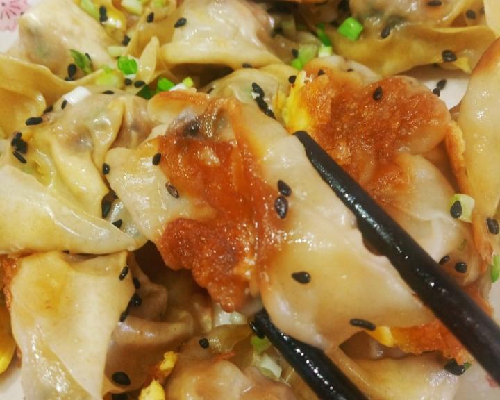 简单又好吃的生煎馄饨(云吞)