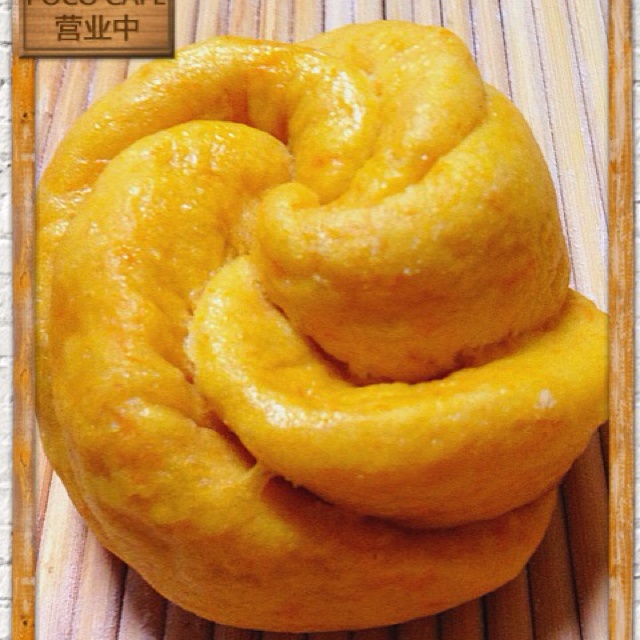 南瓜黄玫瑰(馒头）