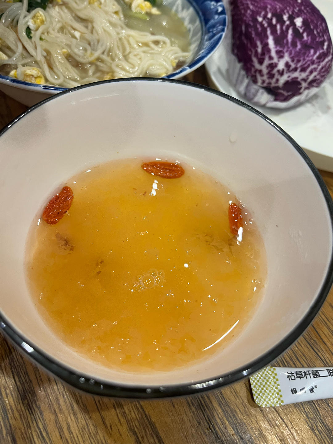 银耳羹