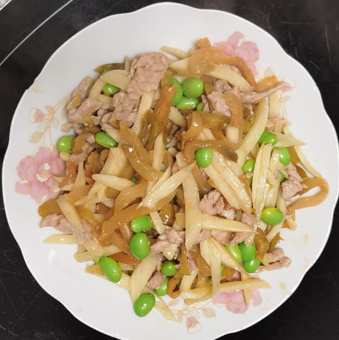 榨菜肉丝茭白炒毛豆