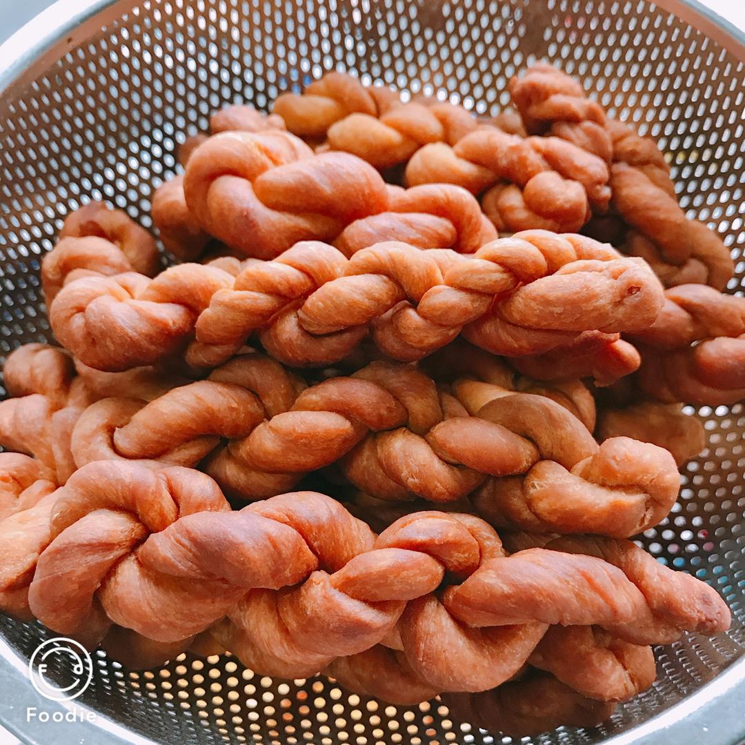 鸡蛋小麻花