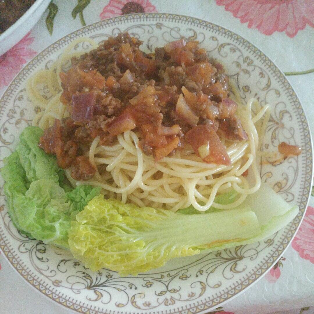 番茄肉酱意大利面