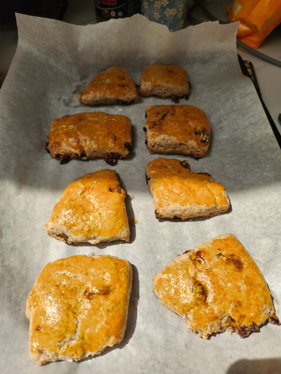 消耗淡奶油的司康