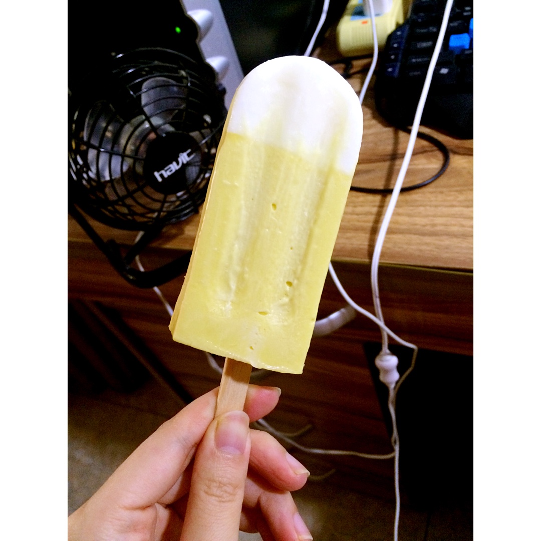 芒果椰子冰淇淋