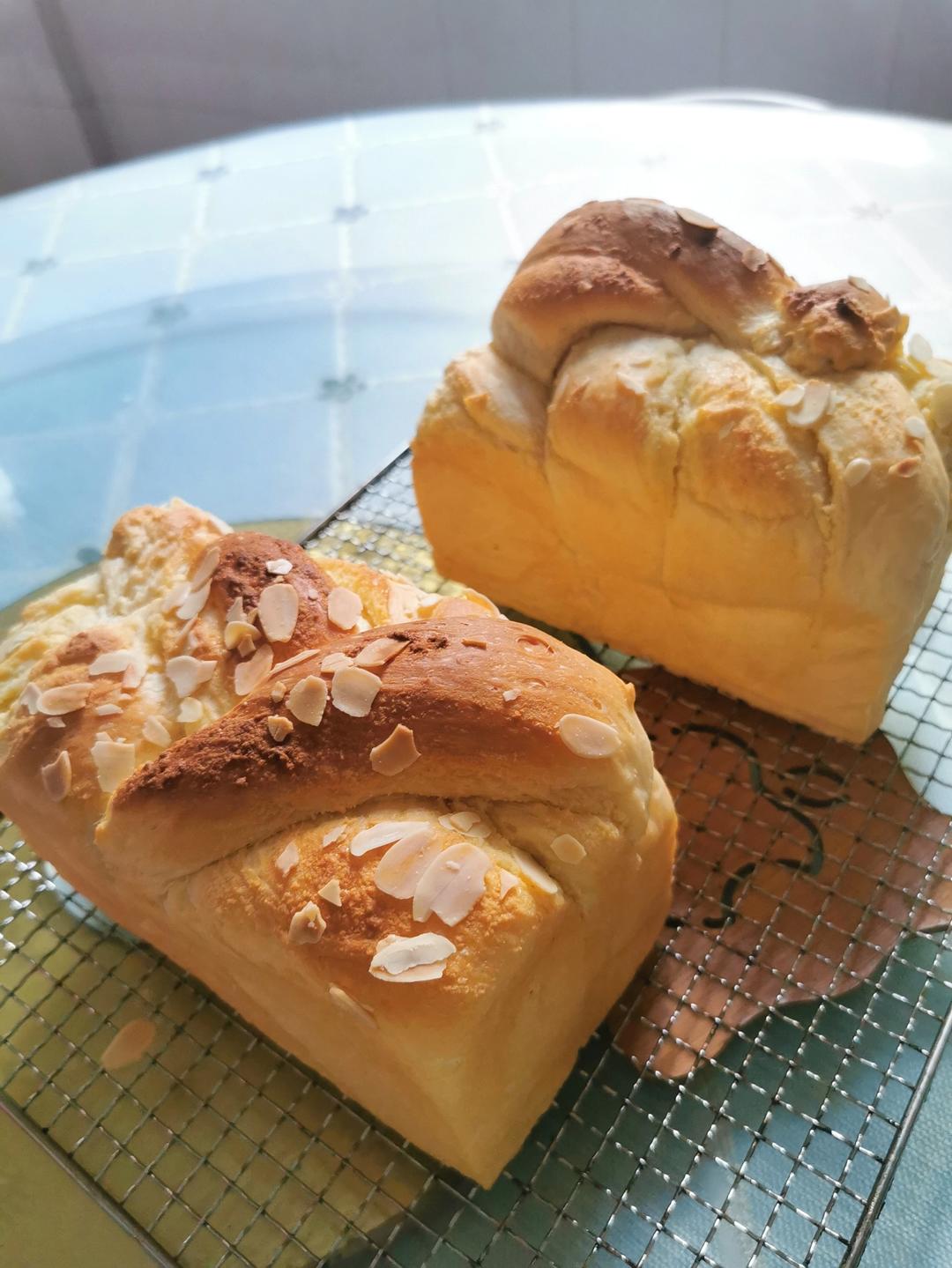 杏仁奶油吐司