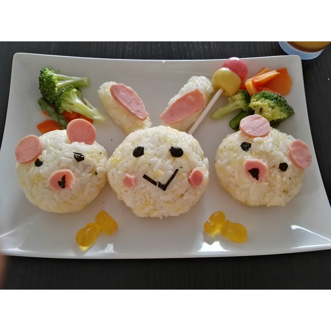 睡觉小兔子饭团