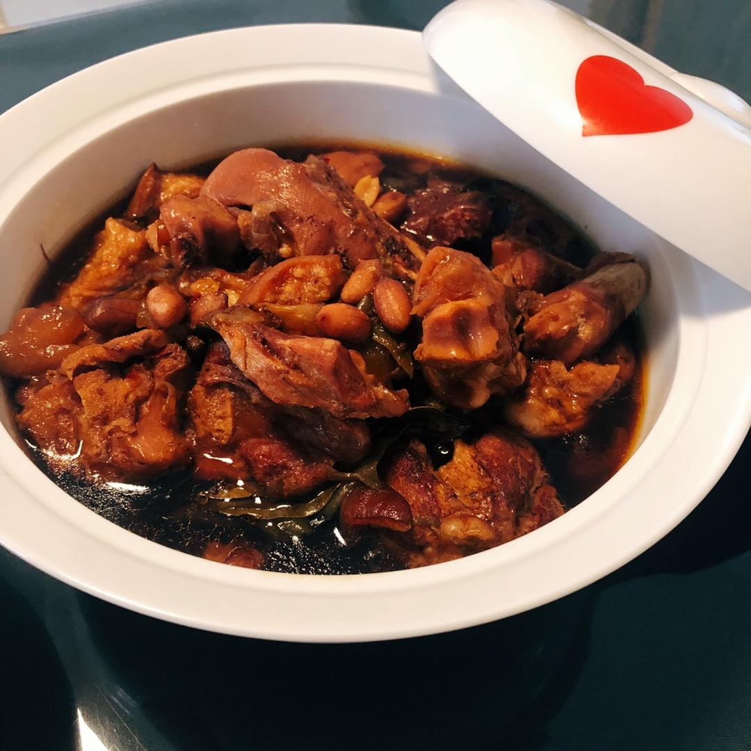 美味的家常菜：红烧猪蹄