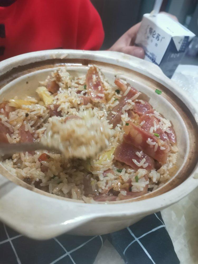 腊味煲仔饭，20分钟饭菜同出