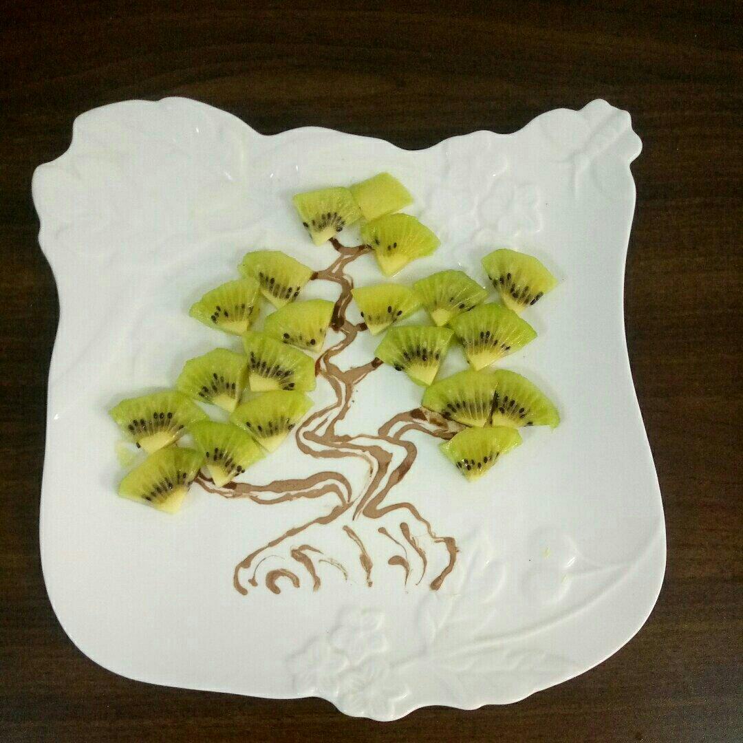 果蔬拼盘盘饰摆盘（松树）