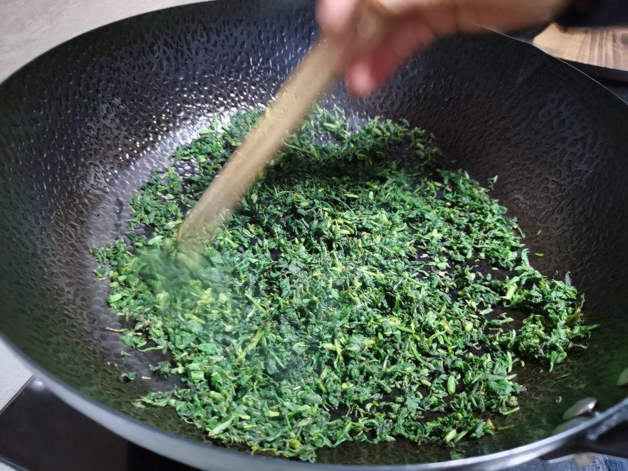 蒿菜饭（香喷喷）