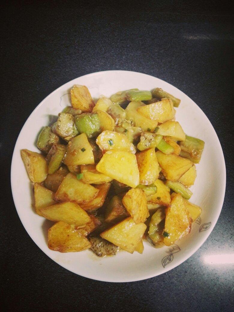 土豆烧茄子
