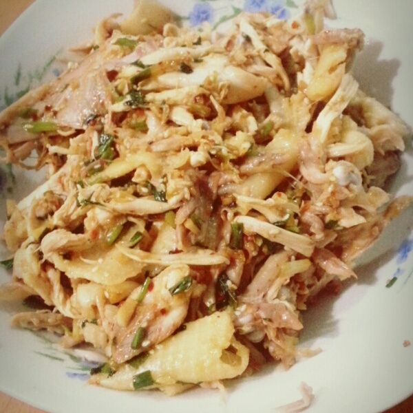 家常香嫩手撕鸡