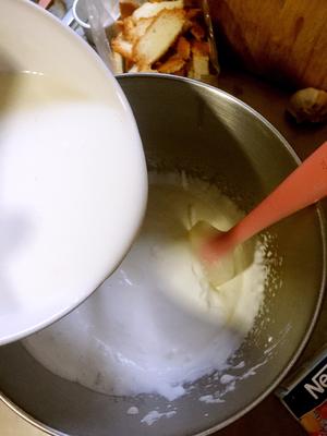 酸奶慕斯蛋糕（八寸）的做法 步骤13