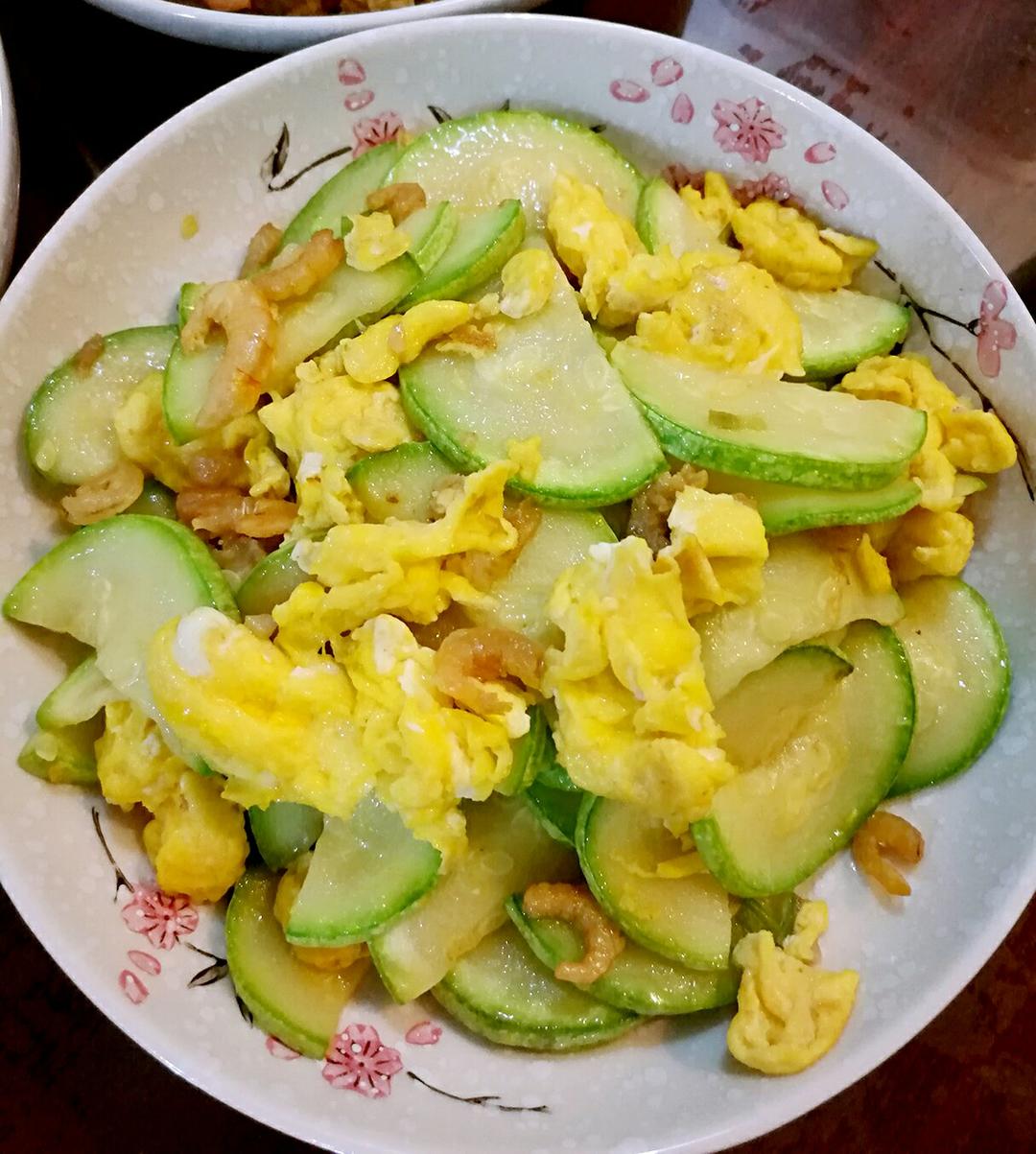 鸡蛋海米炒西葫芦 Dried Shrimp with Zucchini