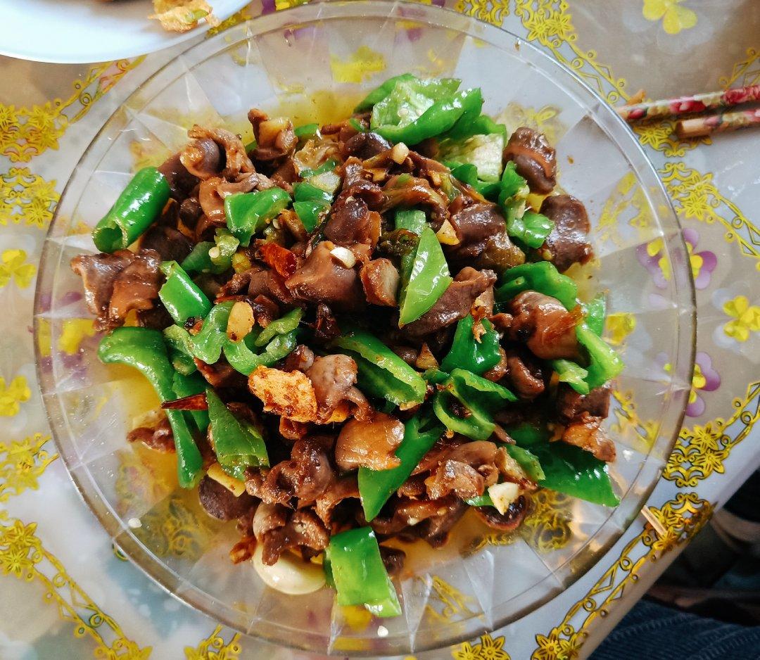 家常快手小炒鸡胗