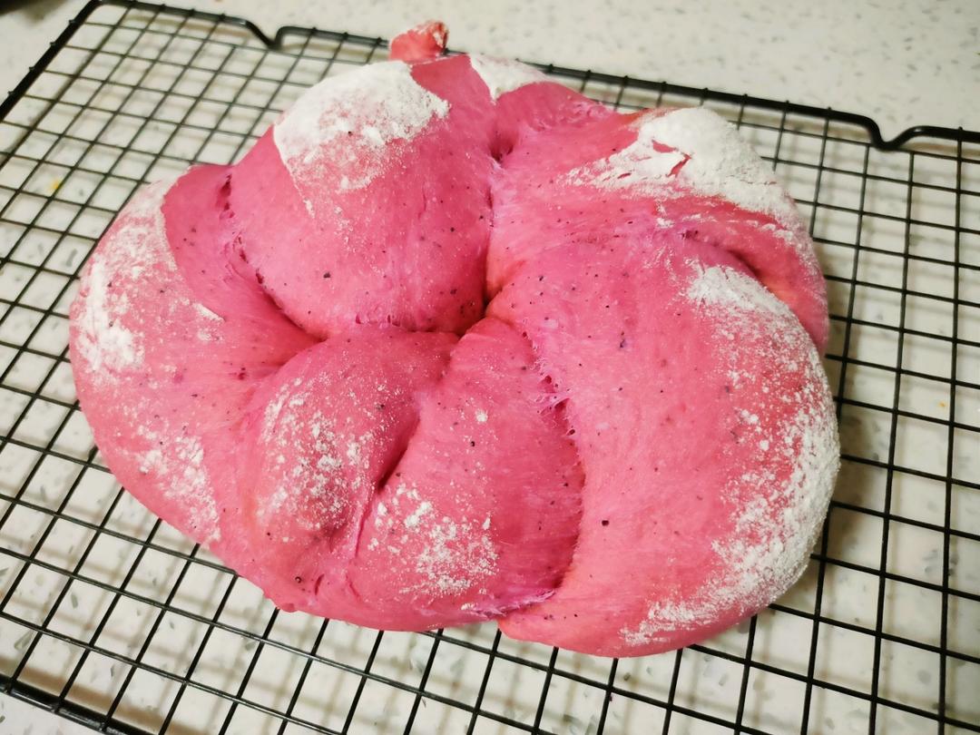 一口入魂的皇冠小米面包