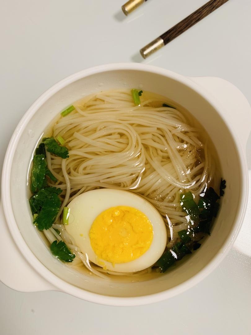 快手早餐-酱汤面，汤都喝光