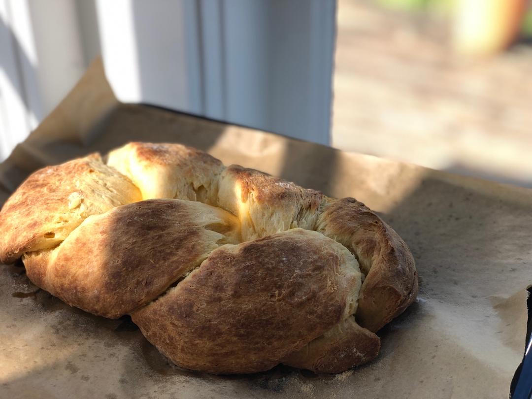 吃过这个黄油面包Brioche，你很难再爱上街边蛋糕店的面包店