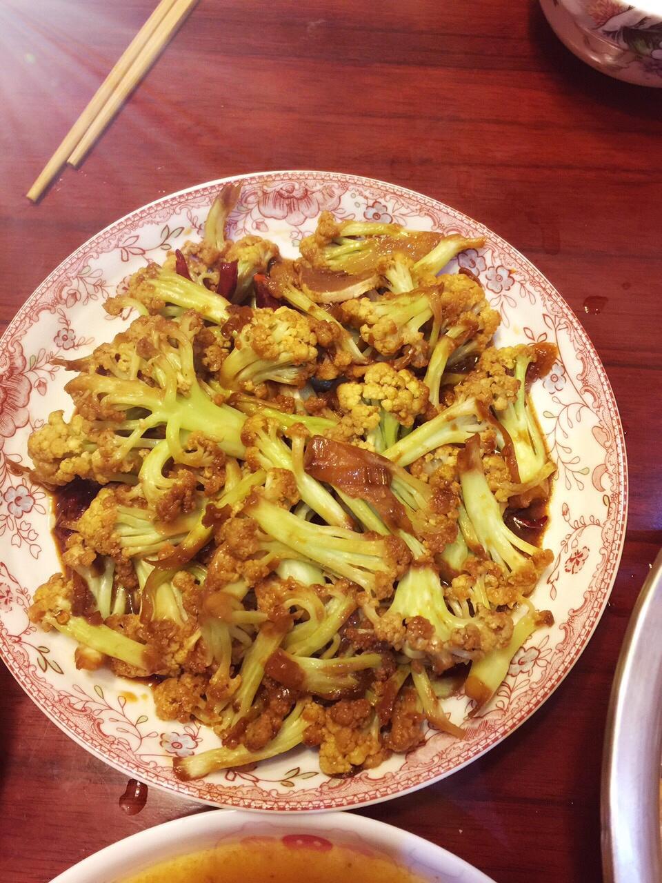 很“浪费”米饭的家常菜之一-------干锅菜花