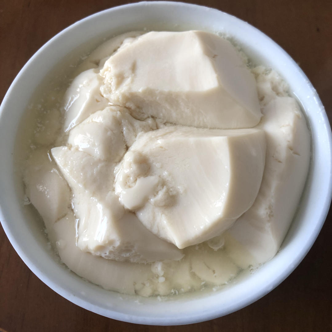 可爱迷人的小鸭子做的自制超嫩豆腐脑(豆腐花)