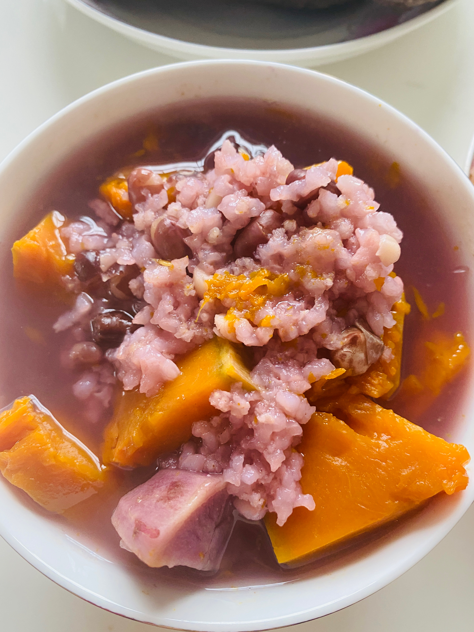 南瓜紫薯米粥的做法