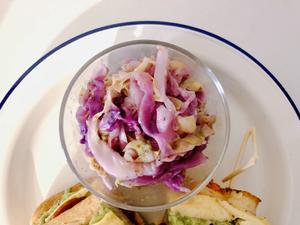 【日式小菜】卷心菜/紫甘蓝一夜渍沙拉的做法 步骤5