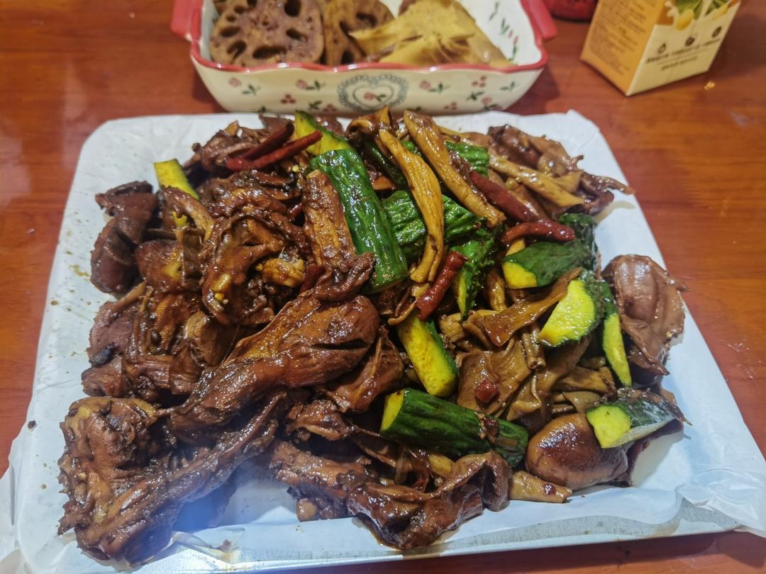 超A的武汉卤味周黑鸭（超详尽版）