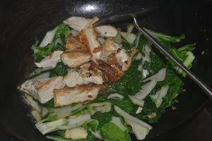 冬阴功白菜豆腐肉卷煲的做法 步骤6