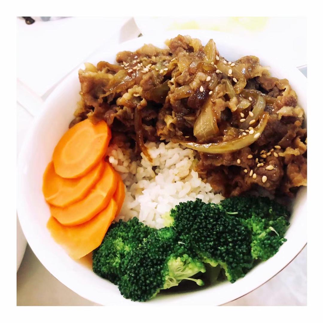 吉野家牛肉饭（牛丼）