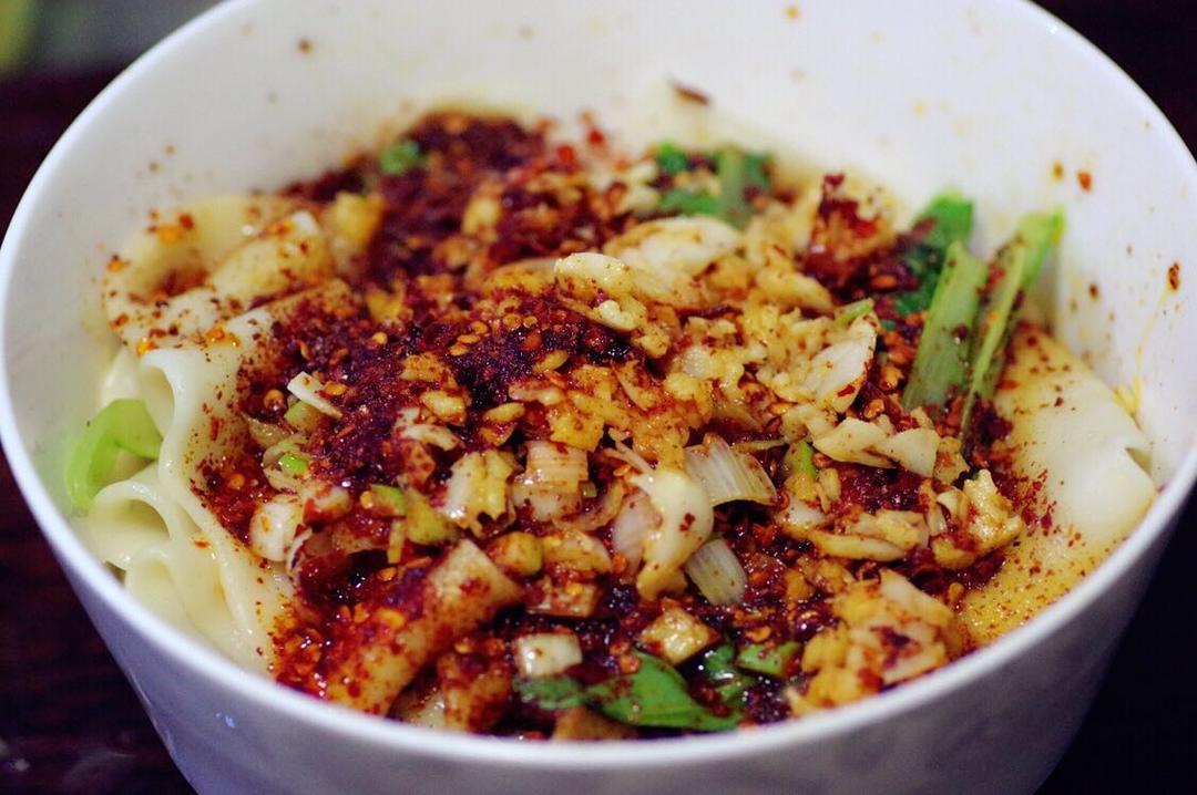 掌门舅舅的油泼面