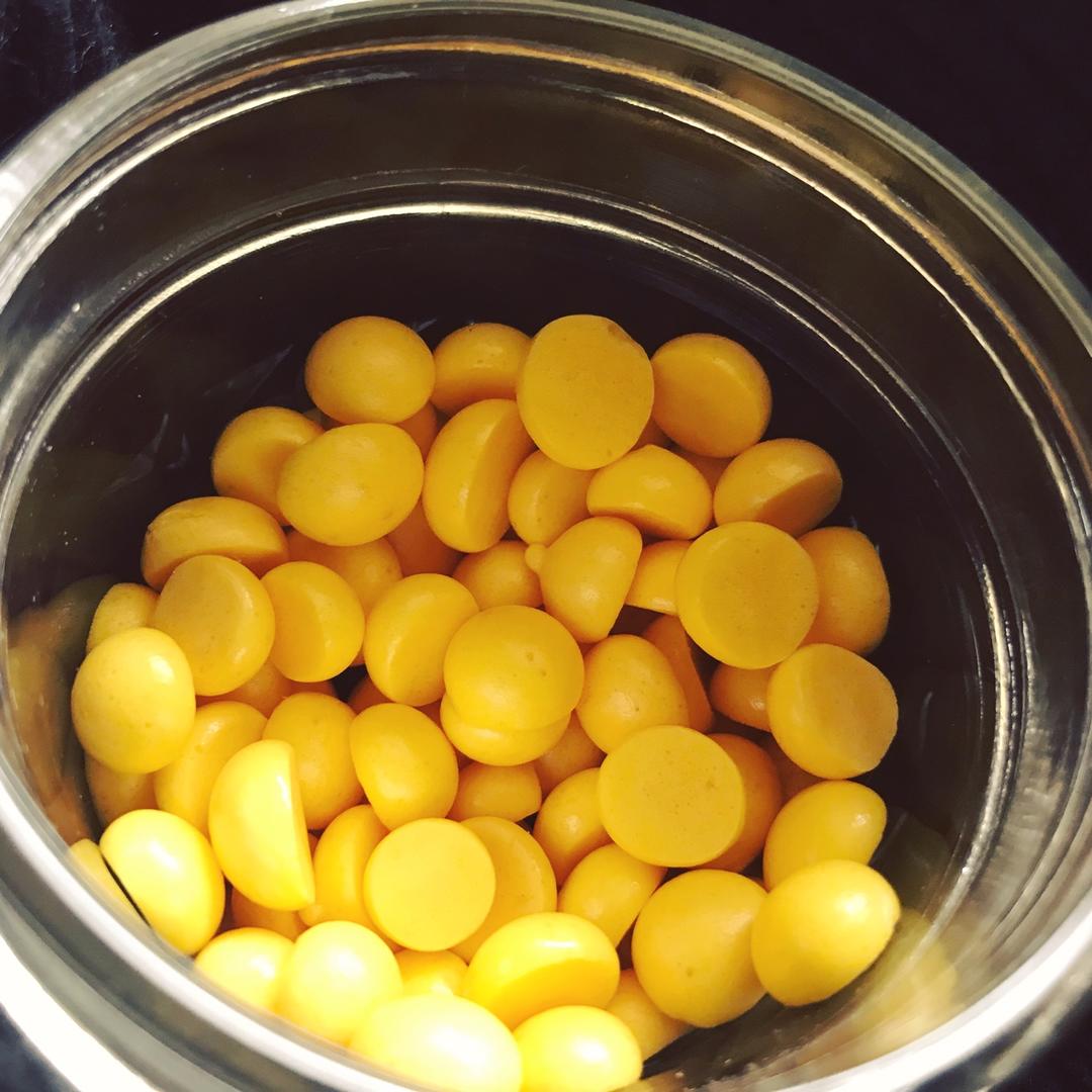 入口即化的无添加蛋黄溶豆