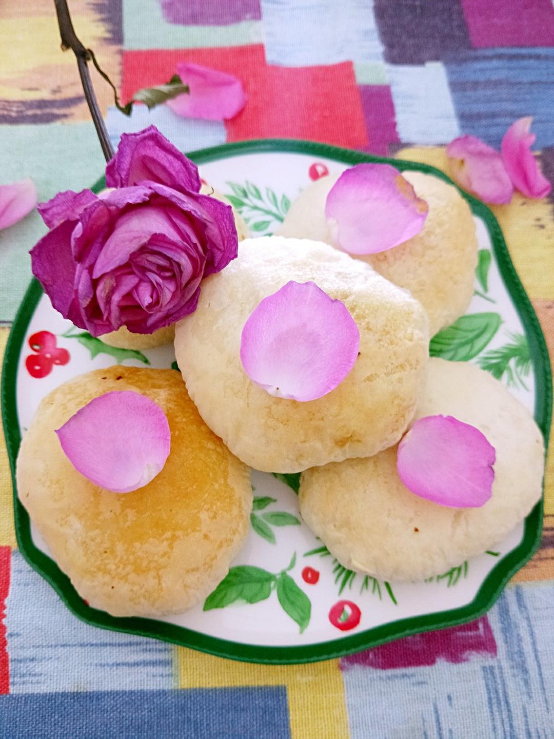 玫瑰鲜花饼【附玫瑰酱的做法】