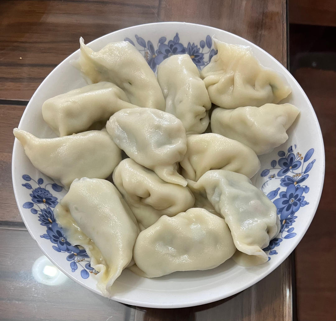 饺子皮（薄而筋道不用一个个擀）