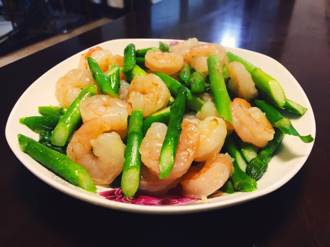 清炒芦笋虾仁