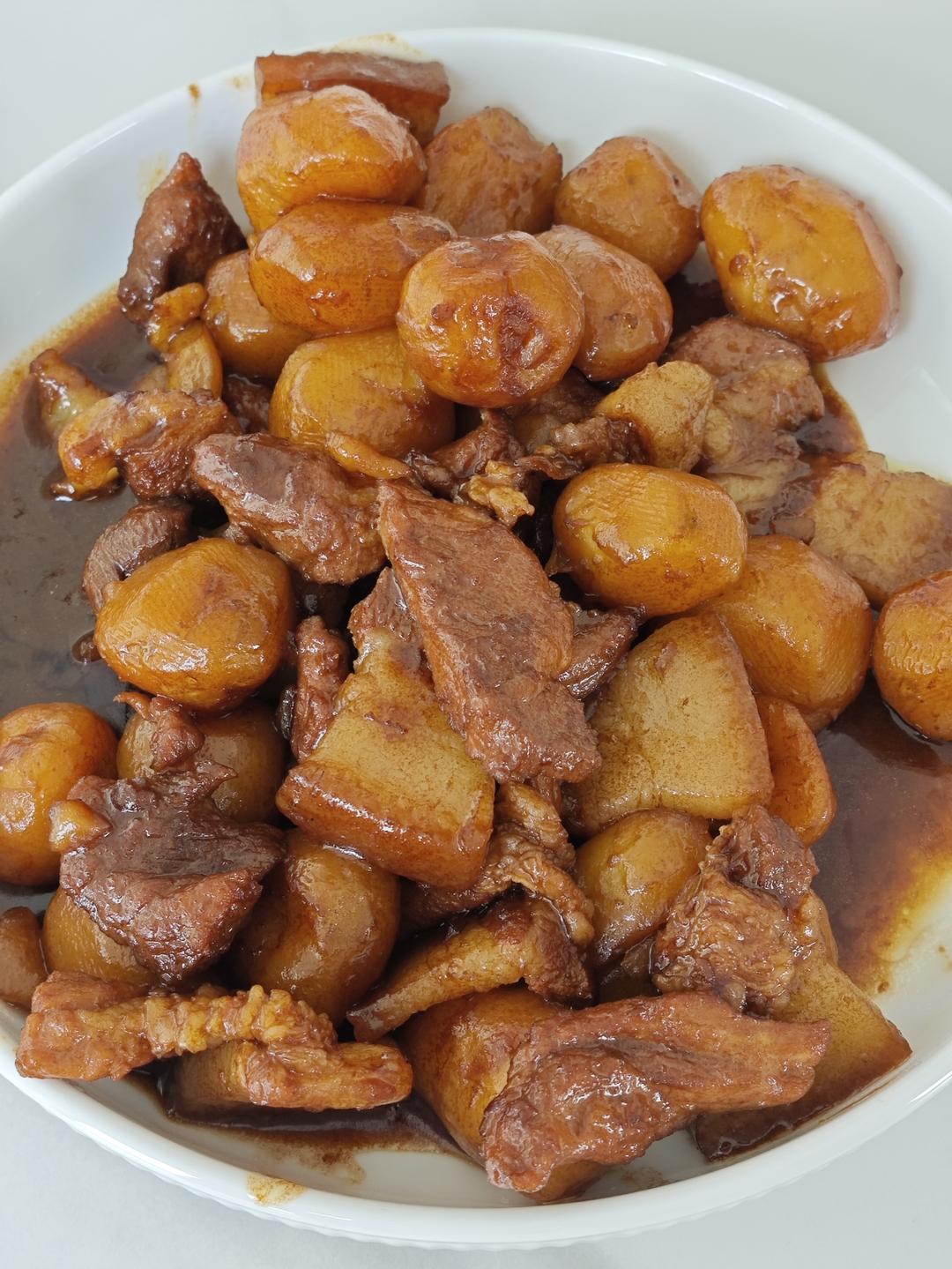 红烧肉炖土豆（丝毫不腻）
