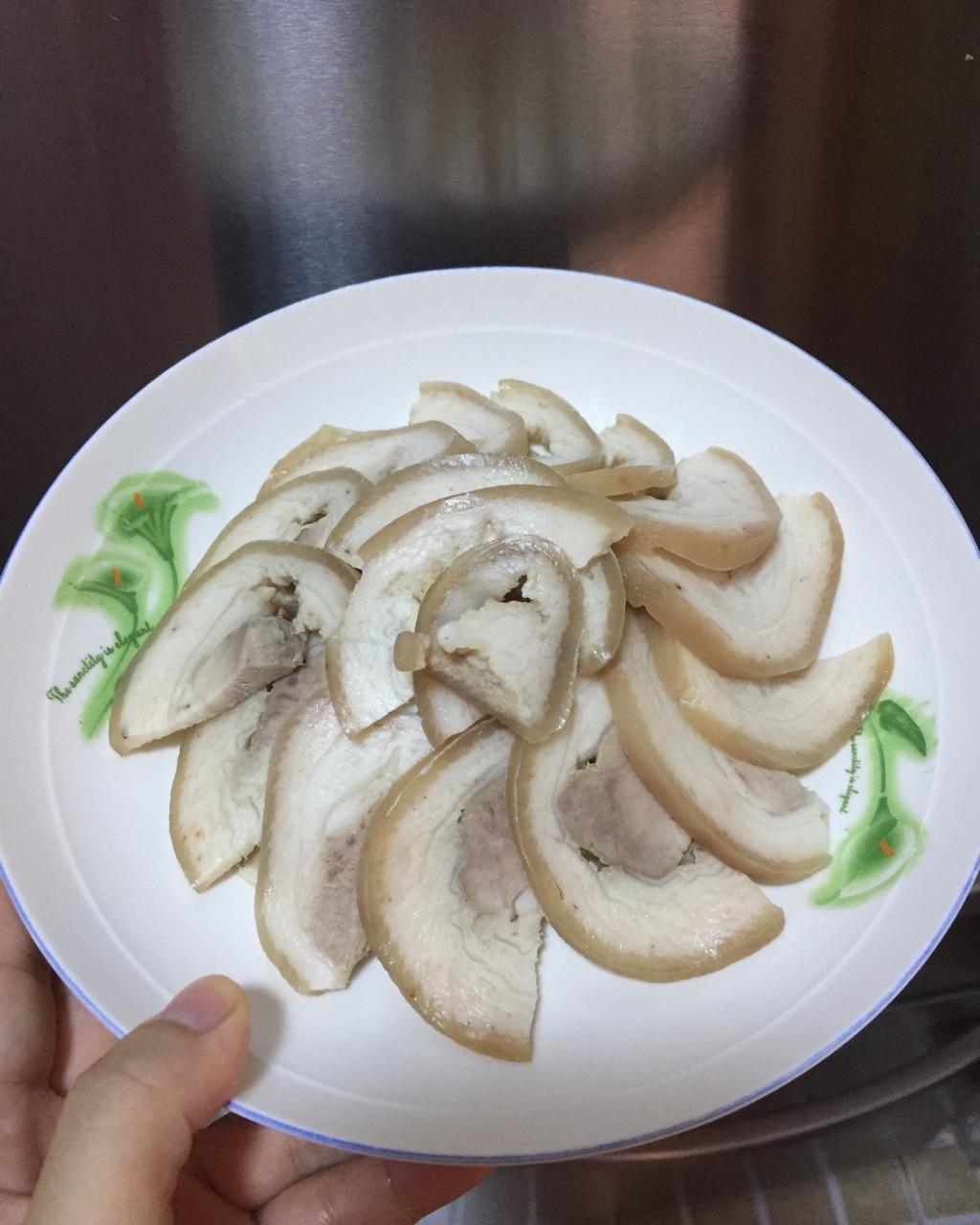 冰花肘子