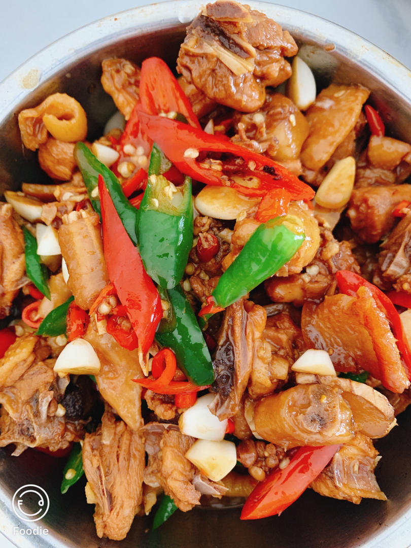 团团圆圆回家吃饭做的黎老师招牌干锅鸡