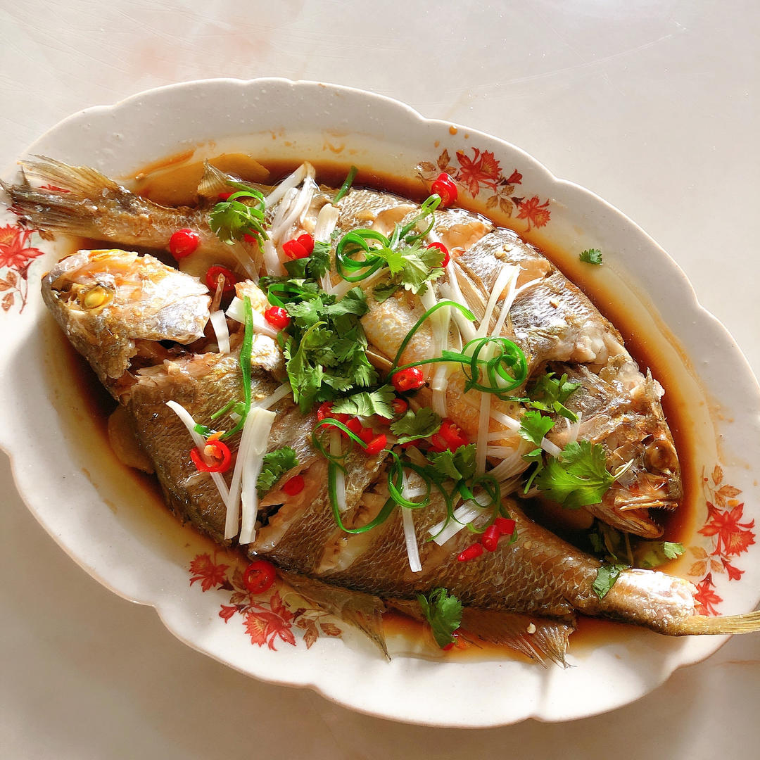 清蒸黄花鱼【北鼎蒸炖锅食谱】
