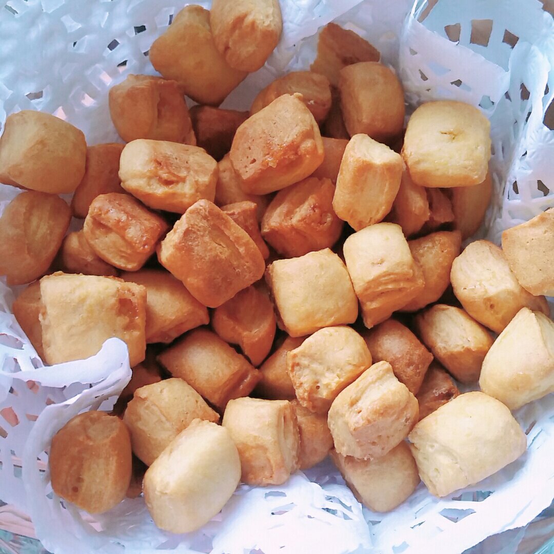 小石头饼干。