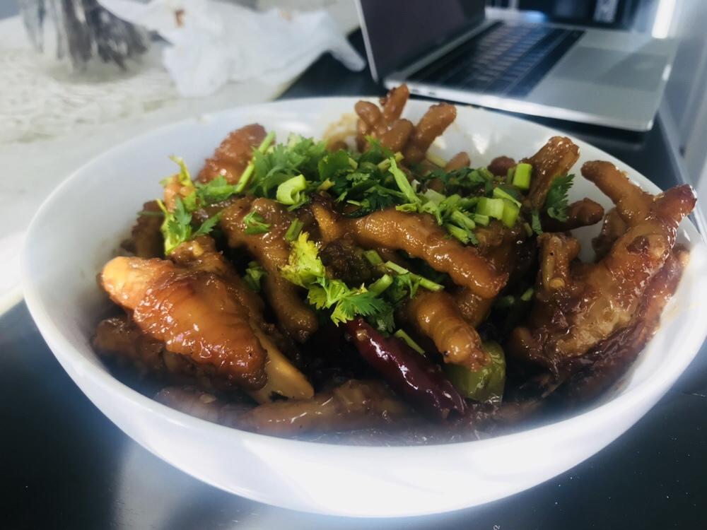 香辣烧鸡爪