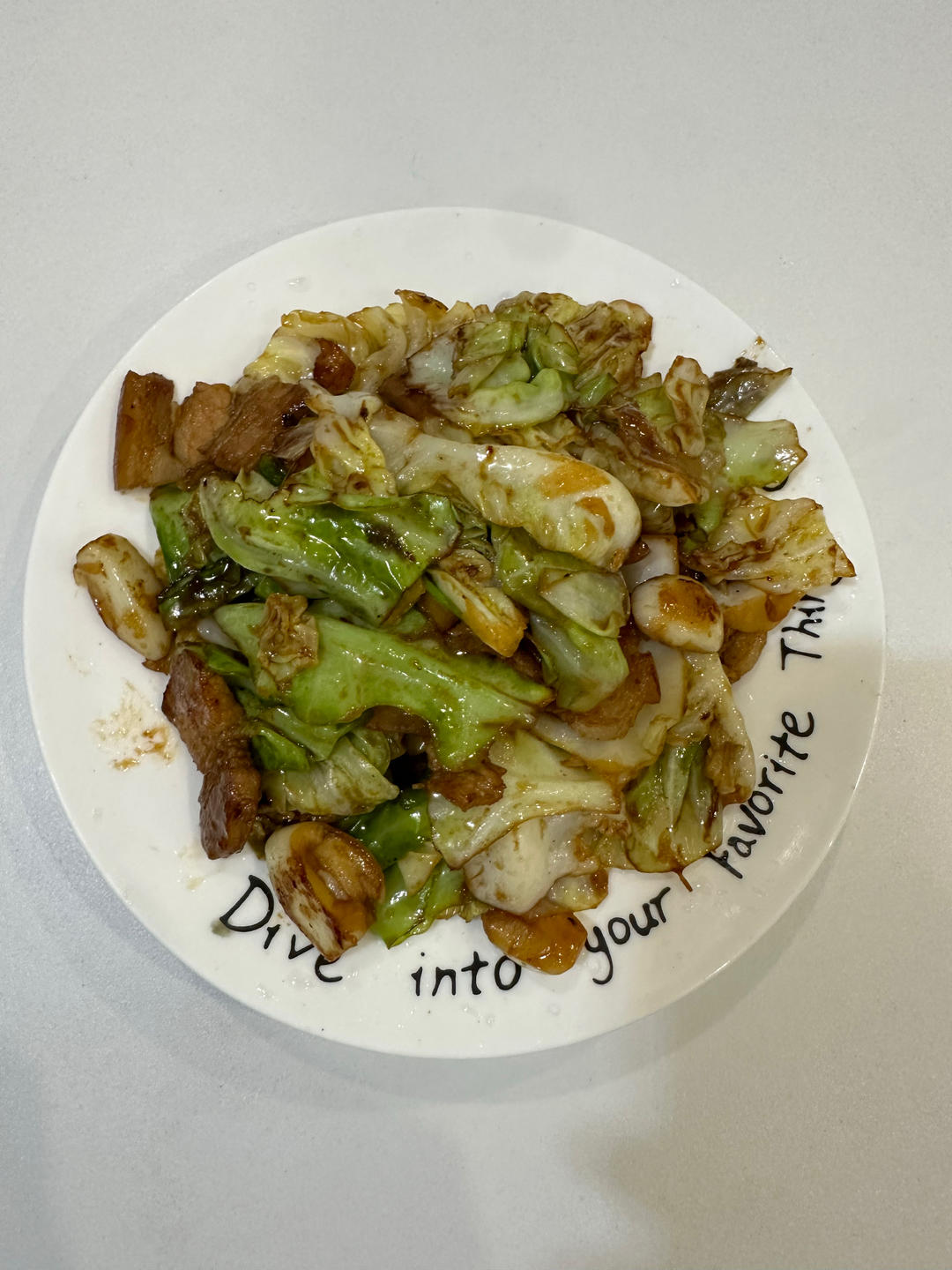 包菜这样炒才下饭，又香又好吃，次次做都光盘