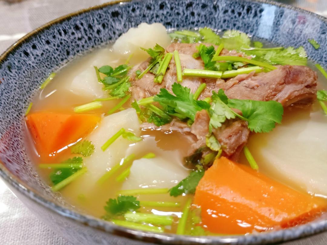 蚂蚁大象~做的新疆清炖羊肉