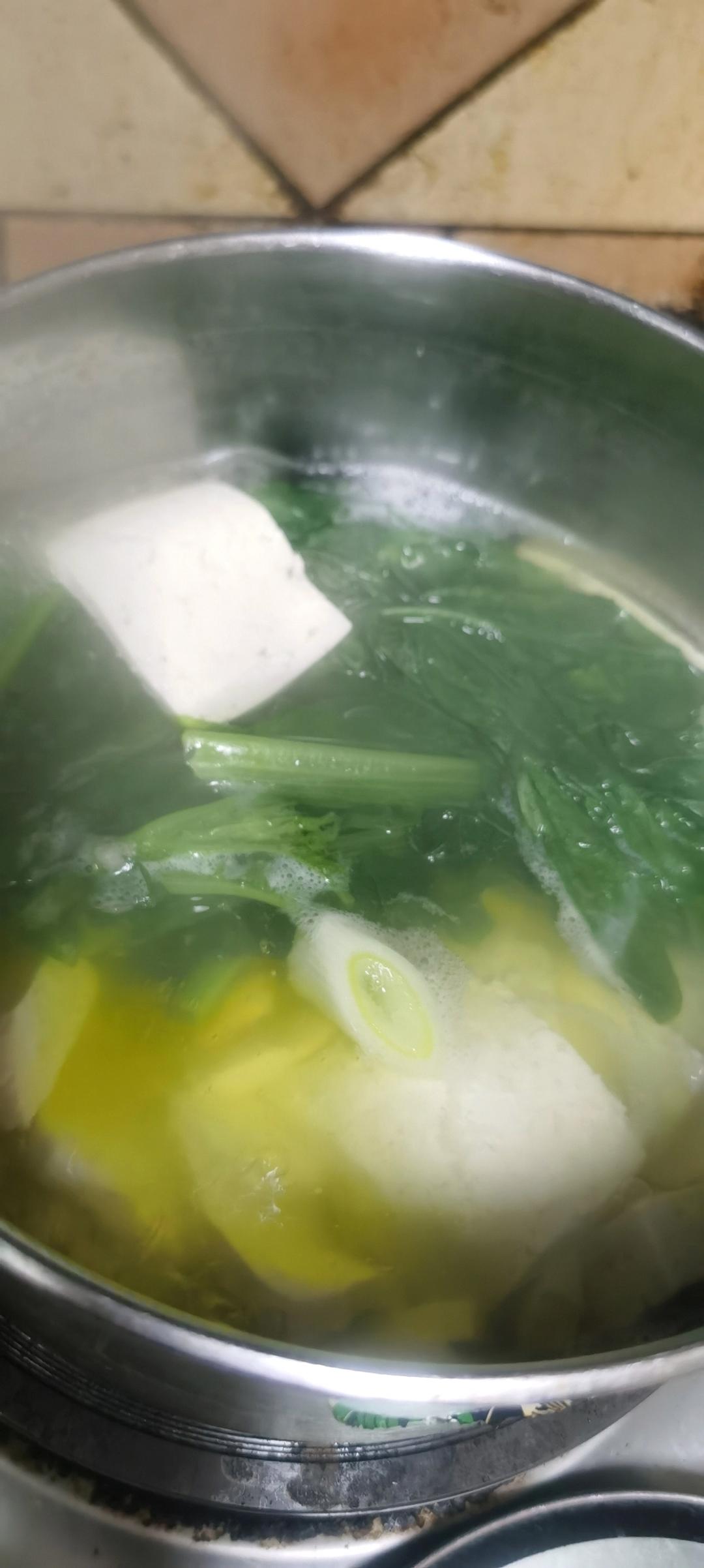 小白菜豆腐汤