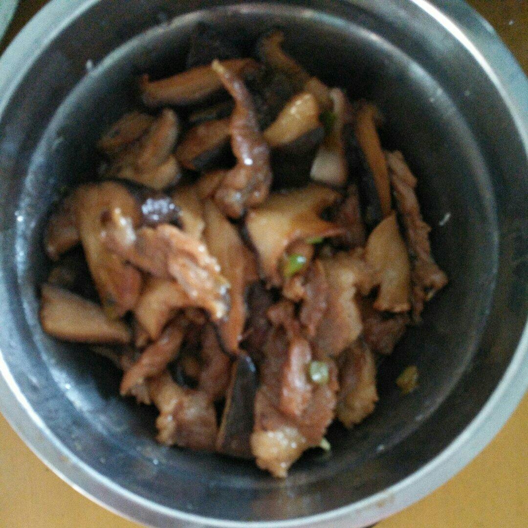 香菇炒肉