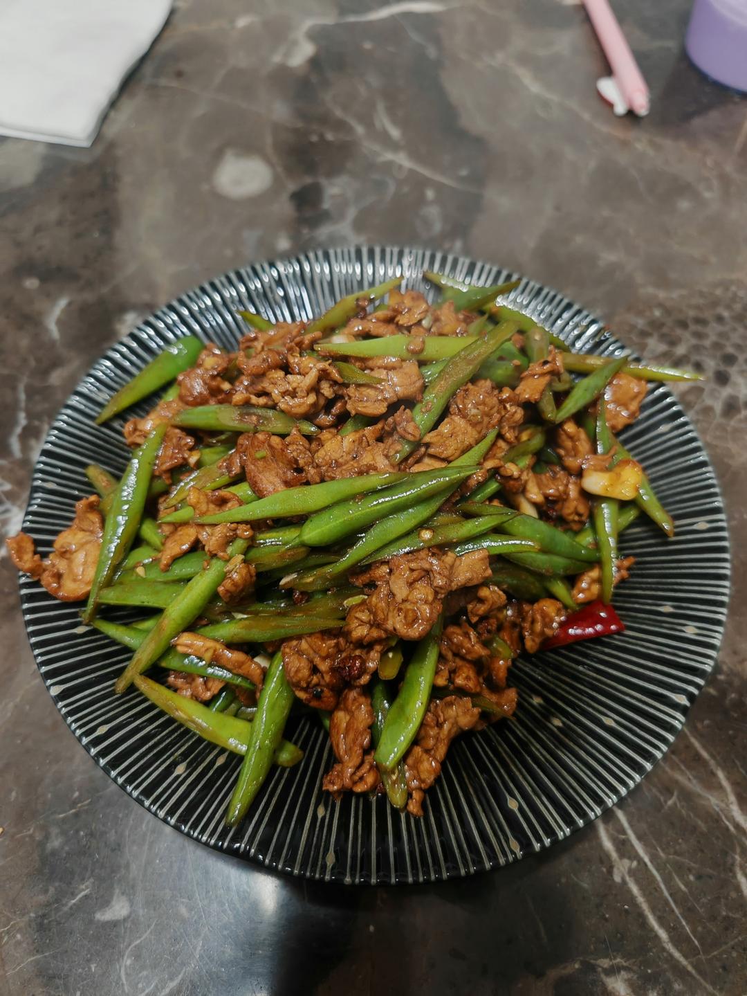 豆角炒肉丝