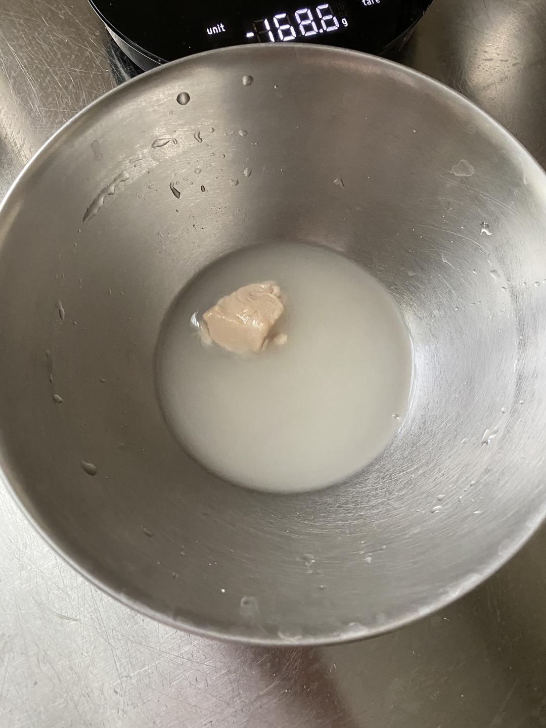 纯奶手撕吐司的做法 步骤1