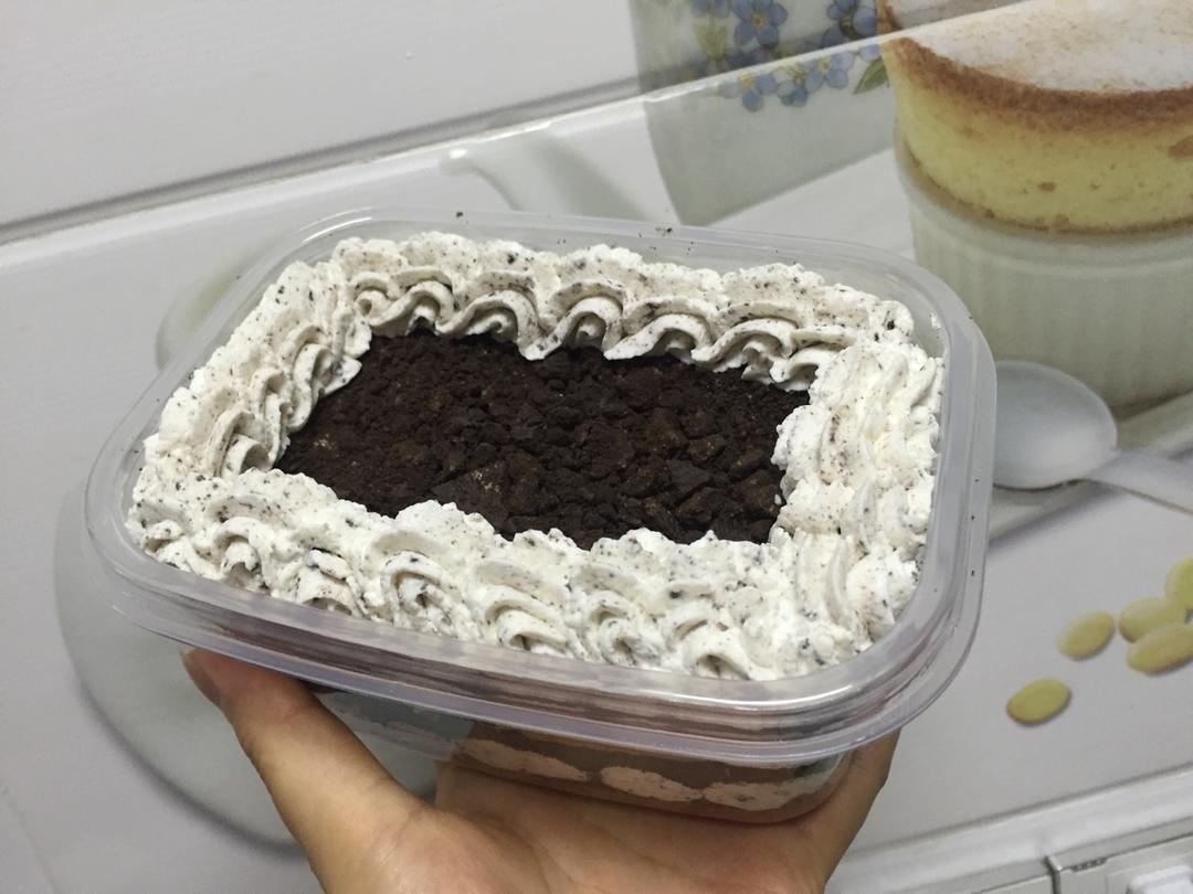 好吃到流泪的奥利奥咸奶油盒子蛋糕